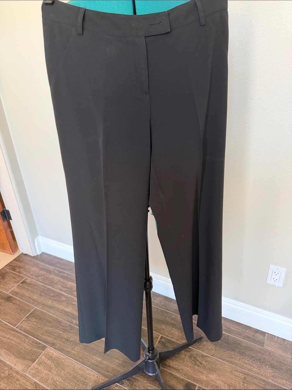 CAbi Black Wide-Leg Dress Pants